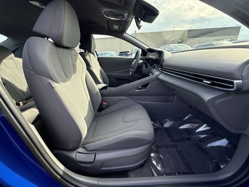 Certified 2023 Hyundai Elantra SEL w/ Convenience Package FWD image 26