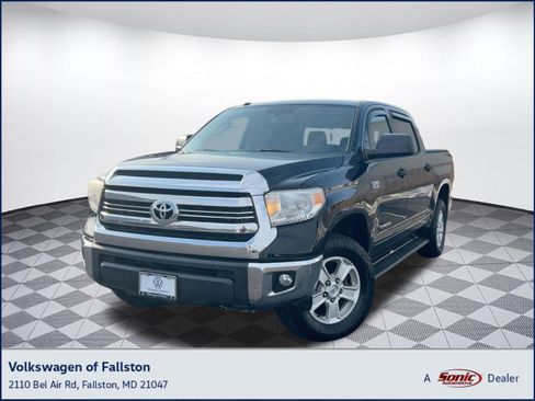 Used 2016 Toyota Tundra SR5 w/ SR5 Upgrade Package image 1