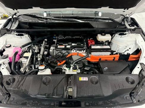 Used 2024 Toyota bZ4X XLE w/ Weather Package image 9