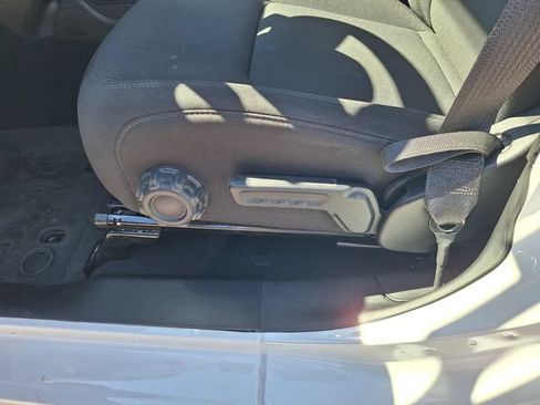 Used 2023 Jeep Wrangler Unlimited Sport AWD/4WD image 15
