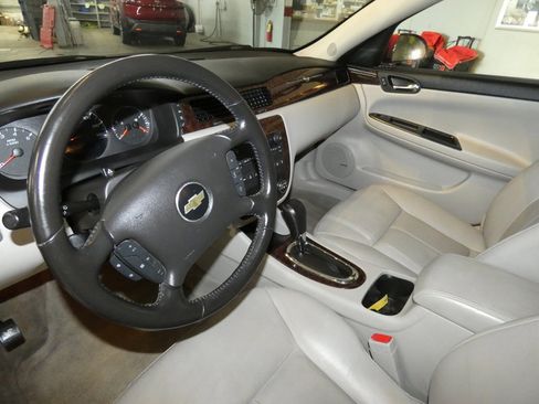 Used 2014 Chevrolet Impala LTZ image 7