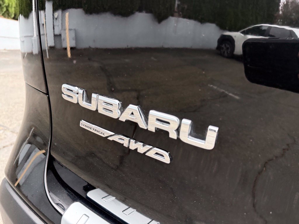 Used 2021 Subaru Ascent Premium w/ Convenience Package AWD/4WD image 8