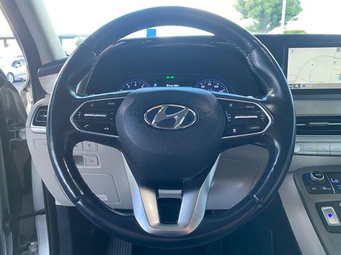 Used 2022 Hyundai Palisade SEL w/ 8P Bench Seat Package AWD/4WD image 13