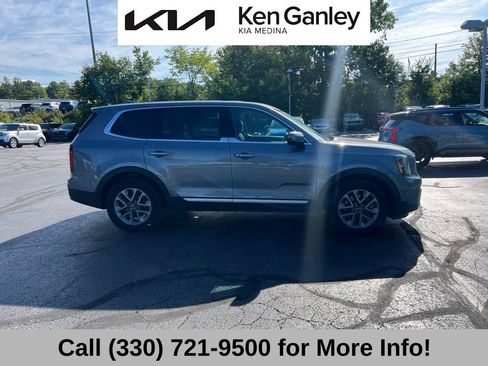 Used 2024 Kia Telluride LX FWD image 5