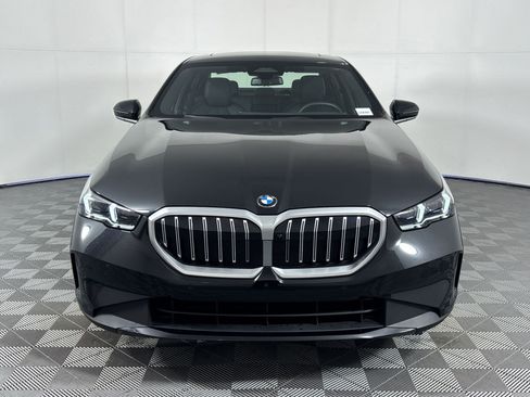 Used 2026 BMW 530i RWD image 6