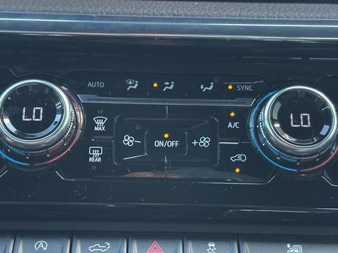 Used 2024 GMC Sierra 1500 Denali w/ Denali Reserve Package RWD image 5