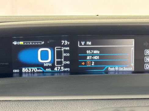 Used 2017 Toyota Prius Prime Advanced FWD image 27