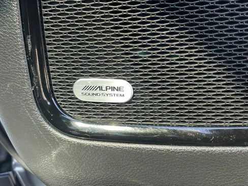 Certified 2022 Jeep Compass Limited w/ Sun and Sound Group image 17