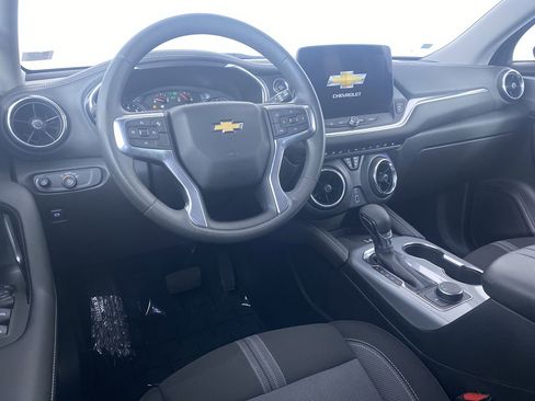 Certified 2023 Chevrolet Blazer LT w/ Convenience Package image 2
