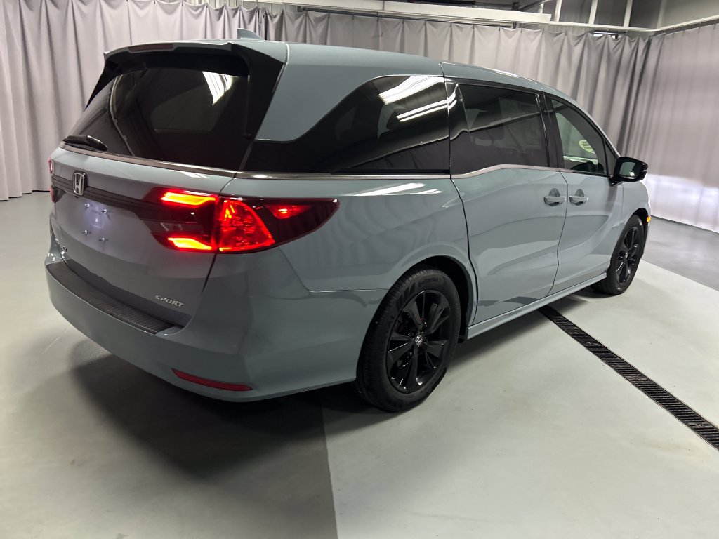 Used 2023 Honda Odyssey Sport image 7
