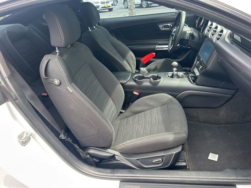 Used 2017 Ford Mustang GT image 17