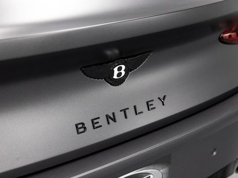 Used 2025 Bentley Continental GT Mulliner image 12