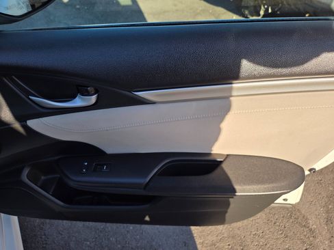 Used 2017 Honda Civic EX image 14