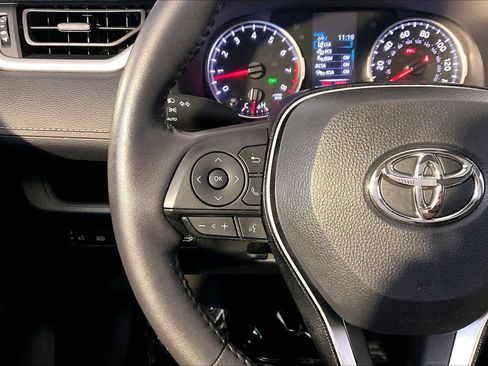 Used 2022 Toyota RAV4 XLE w/ Convenience Package AWD/4WD image 24