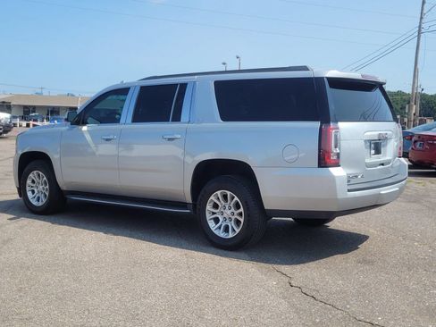 Used 2019 GMC Yukon XL SLT RWD image 9