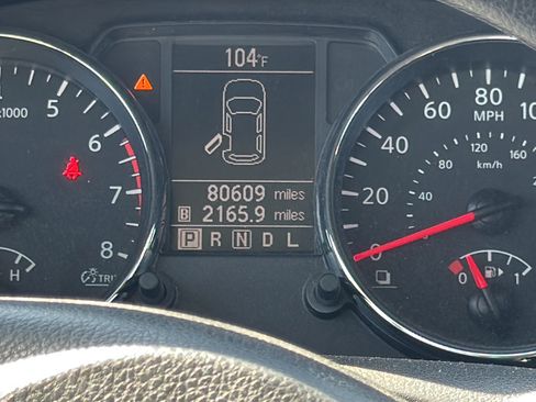 Used 2013 Nissan Rogue SV FWD image 29