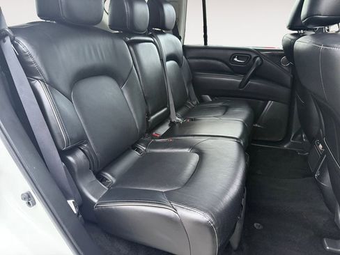 Used 2024 INFINITI QX80 Luxe image 29