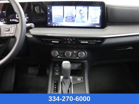 New 2026 Nissan Kicks S image 18