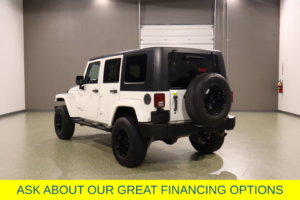 Used 2010 Jeep Wrangler Unlimited Sahara w/ Mopar Chrome Edition Group AWD/4WD image 7