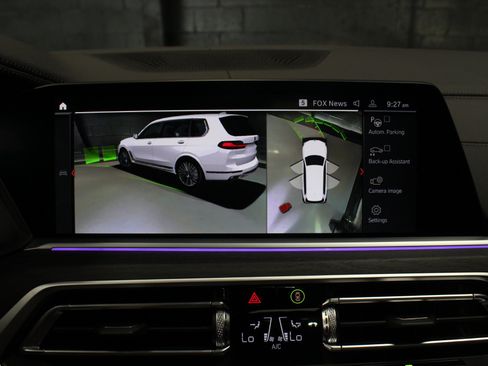 Used 2022 BMW X7 xDrive40i w/ Executive Package AWD/4WD image 70