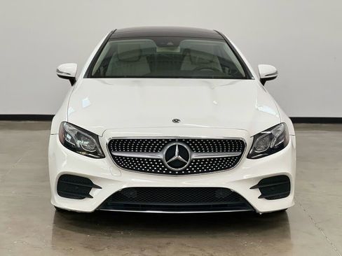 Used 2018 Mercedes-Benz E 400 Coupe image 2