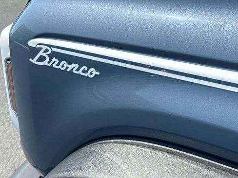 Certified 2025 Ford Bronco Heritage Edition AWD/4WD image 6