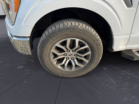 Used 2022 Ford F150 Lariat w/ Equipment Group 501A Mid image 14