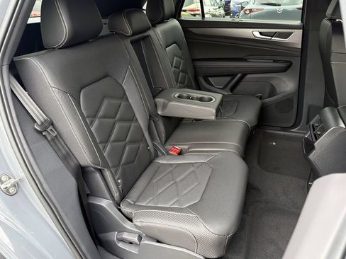 New 2026 Volkswagen Atlas Cross Sport SE AWD/4WD image 22