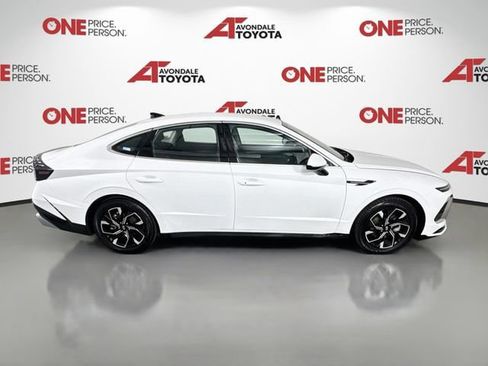 Used 2024 Hyundai Sonata SEL FWD image 8