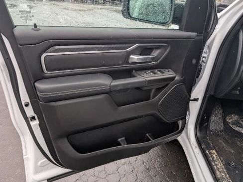 New 2026 RAM 1500 4x4 Crew Cab image 7