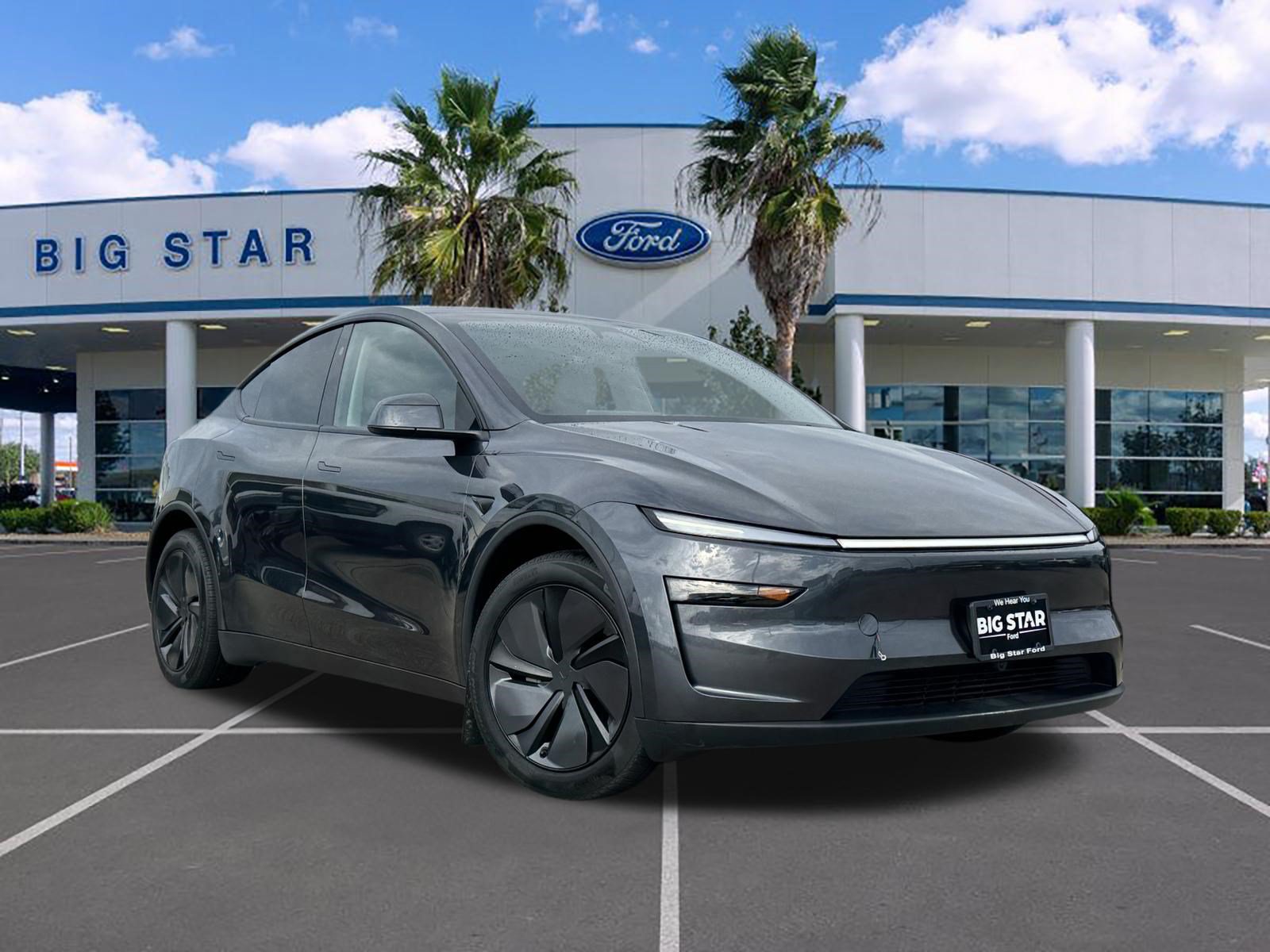 Used 2026 Tesla Model Y Long Range AWD/4WD image 2