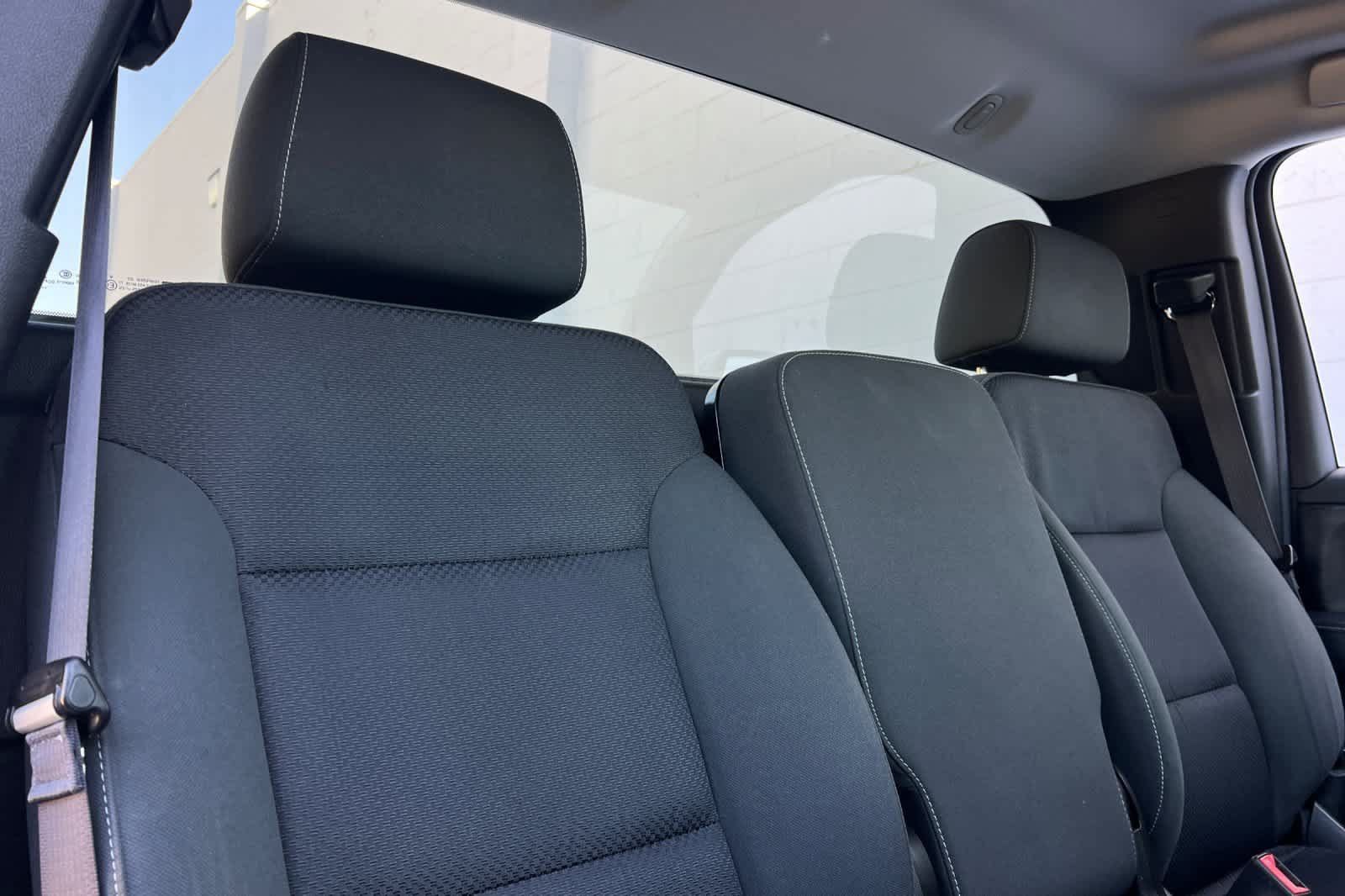 Used 2015 GMC Sierra 1500 SLE RWD image 15