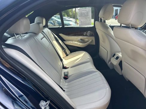 Used 2017 Mercedes-Benz E 300 4MATIC image 26
