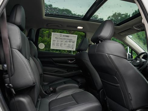 New 2025 Subaru Ascent Bronze Edition w/ Popular Package #2 image 12