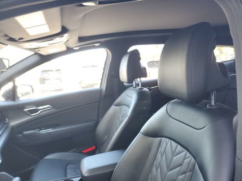 Certified 2024 Kia Sportage X-Line w/ X-Line Premium Package AWD/4WD image 16