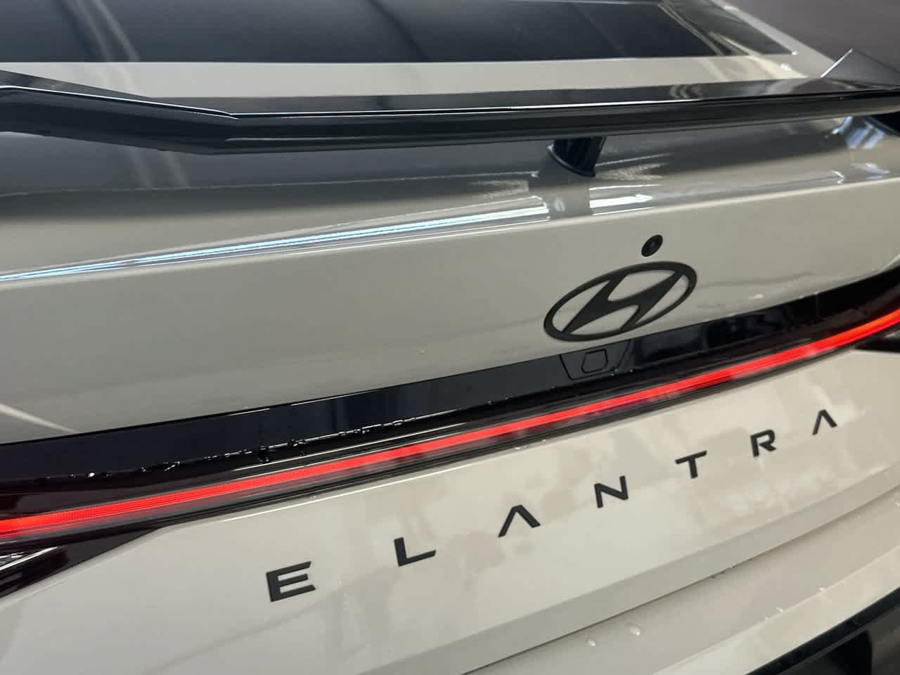 Used 2026 Hyundai Elantra N FWD image 10
