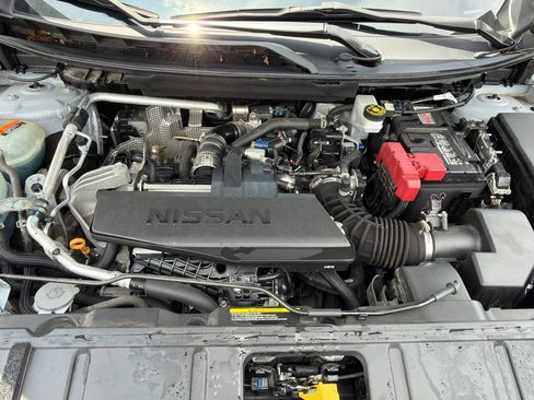 Used 2024 Nissan Rogue S AWD/4WD image 14