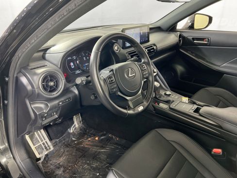 Used 2023 Lexus IS 350 F Sport image 9
