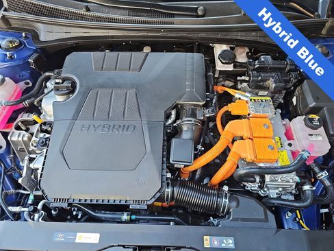 Certified 2024 Hyundai Elantra Blue image 13