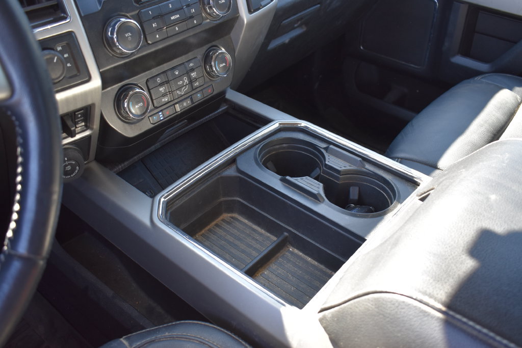 Used 2021 Ford F250 Lariat w/ Lariat Ultimate Package AWD/4WD image 12
