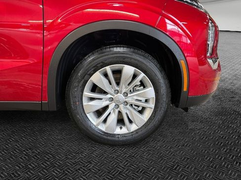 New 2026 Mitsubishi Outlander ES image 11