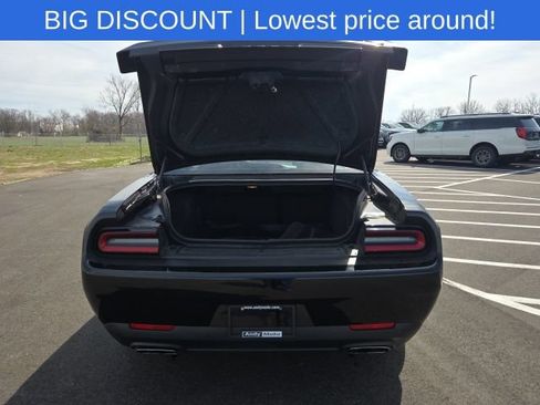 Used 2021 Dodge Challenger R/T Scat Pack RWD image 12