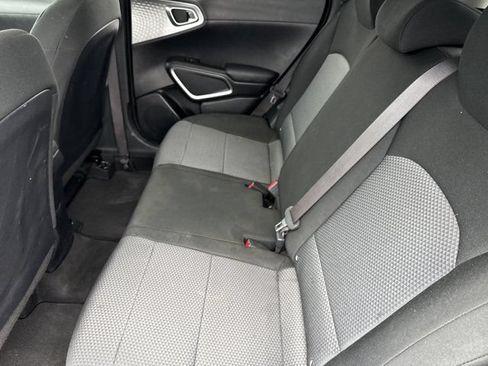 Used 2023 Kia Soul LX w/ Option Group 015 FWD image 15
