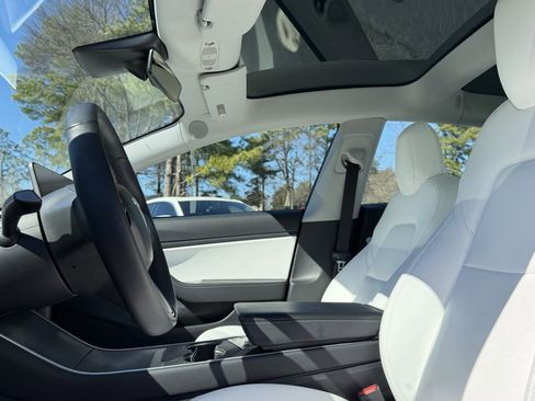 Used 2020 Tesla Model 3 Long Range image 11