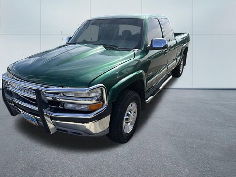 Used 1999 Chevrolet Silverado 2500 LS AWD/4WD image 3