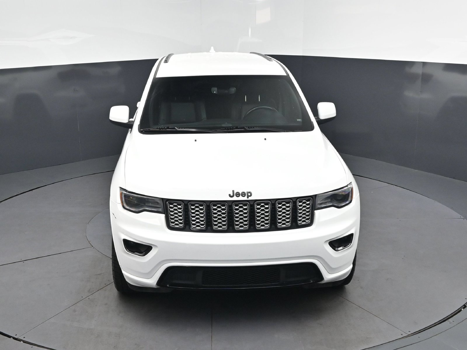 Used 2022 Jeep Grand Cherokee Laredo X RWD image 37