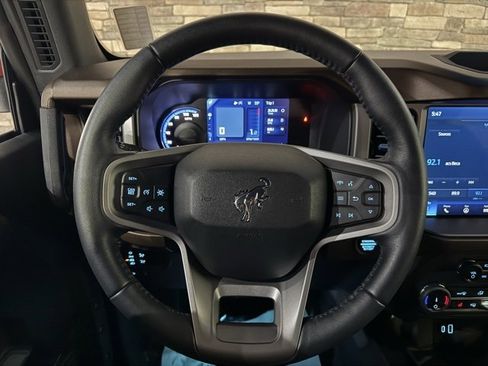 Used 2022 Ford Bronco Outer Banks image 17