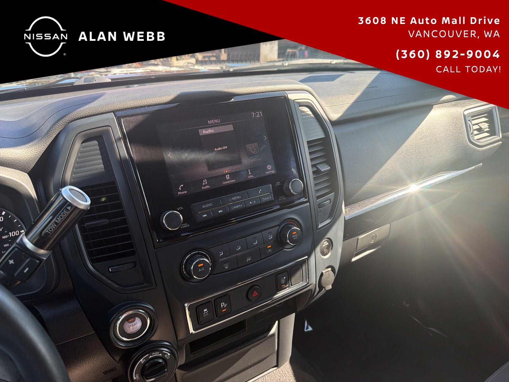 Used 2023 Nissan Titan SV AWD/4WD image 14
