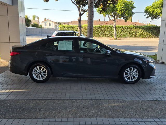 Used 2025 Toyota Camry LE FWD image 4