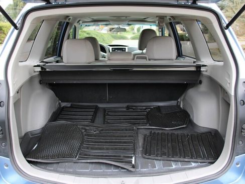 Used 2012 Subaru Forester 2.5X Premium w/ All-Weather Pkg image 16